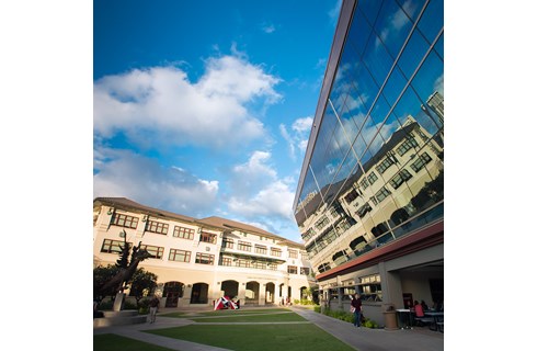 Iolani School